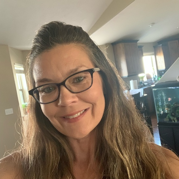 Meet your Posher, Patti - Picture 3 of 16